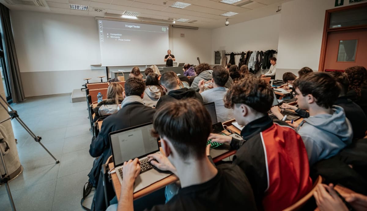 BitGeneration Is Bringing Bitcoin Education To Italian High Schools thumbnail