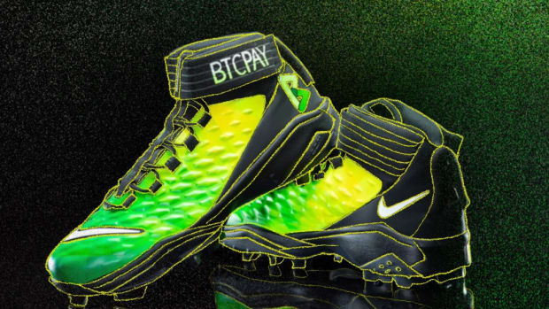 The NFL’s biggest Bitcoin spokesperson, Russell Okung, will wear cleats advertising BTCPay in his next game.