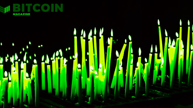The bitcoin price rising, represented by green candles, often gets the market attention of the world top photo.