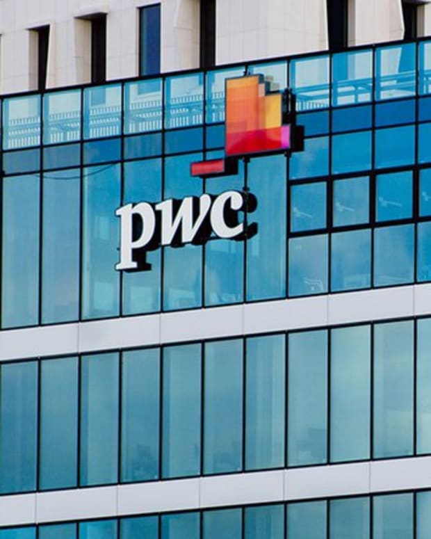 Blockchain - PwC Report: While Fintech Disrupts Banks