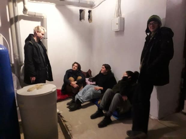 bitcoin-humanitarians-in-ukraine-bunker.jpg