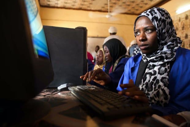 women-coders-in-africa.jpg
