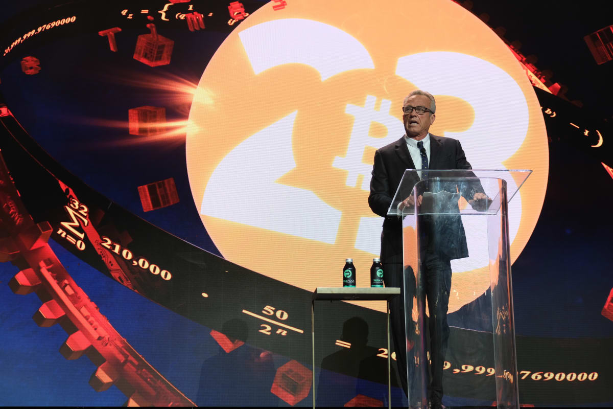 Robert Kennedy Jr. Makes Campaign Debut At Bitcoin 2023: ‘Free Money Is As Important As Free Expression’ thumbnail