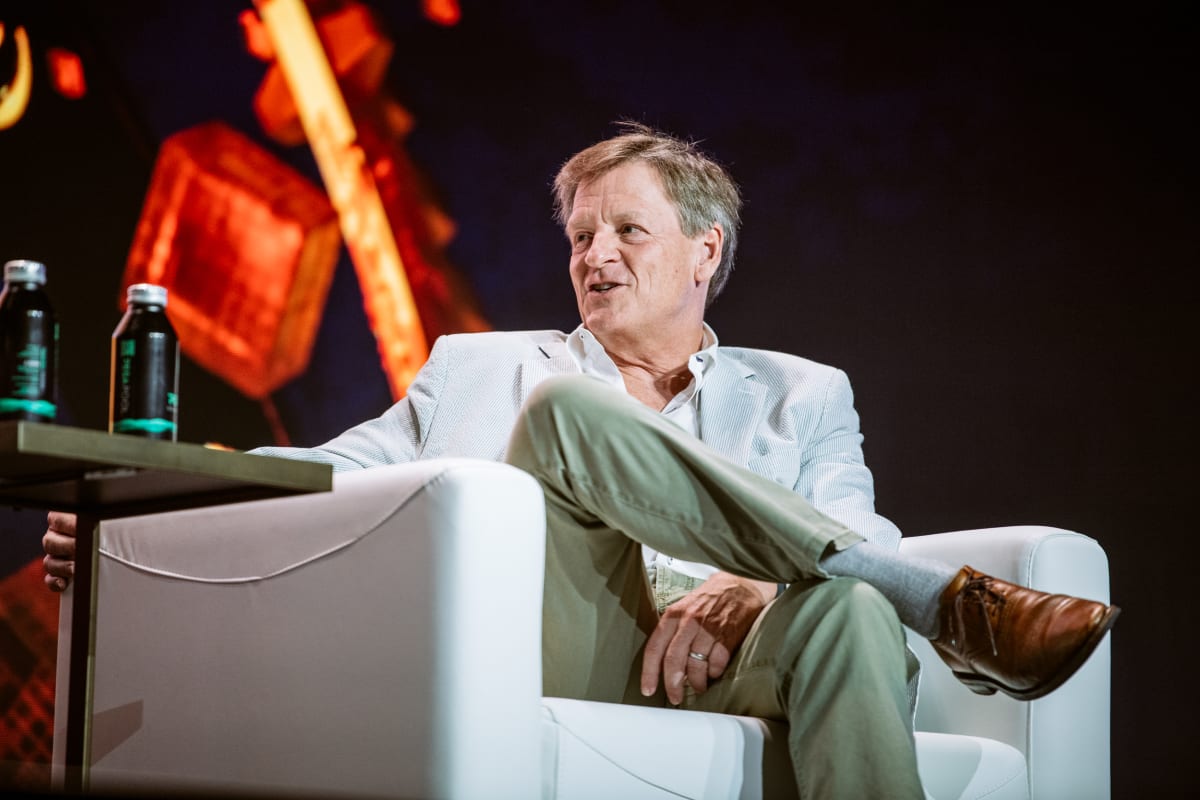 ‘Big Short’ Author Michael Lewis On The Financial Crisis, FTX And Bitcoin’s Freedom From Intermediaries thumbnail