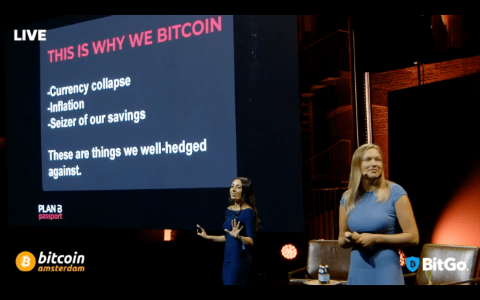 Katie je držala bitcoin Amsterdam