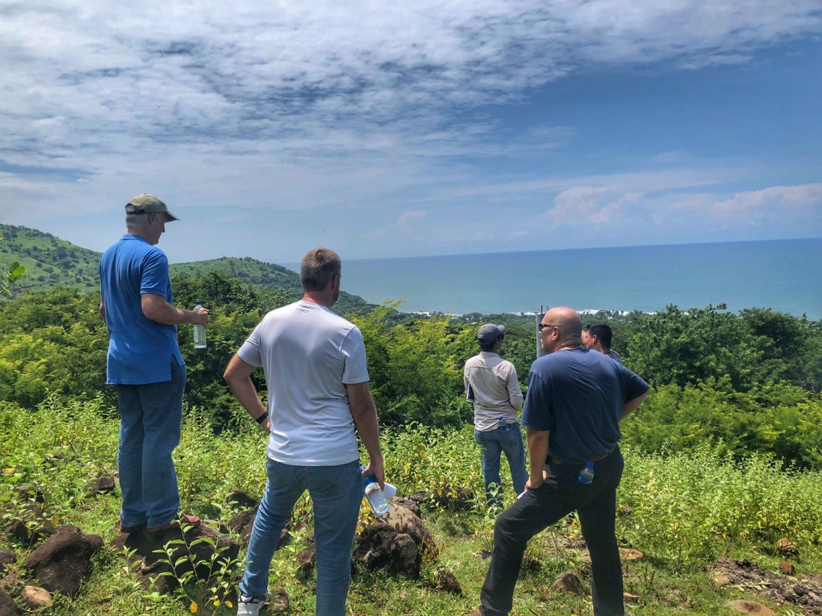 The collaborative team for Gran Zonte at Bitcoin Beach taking in the breathtaking views