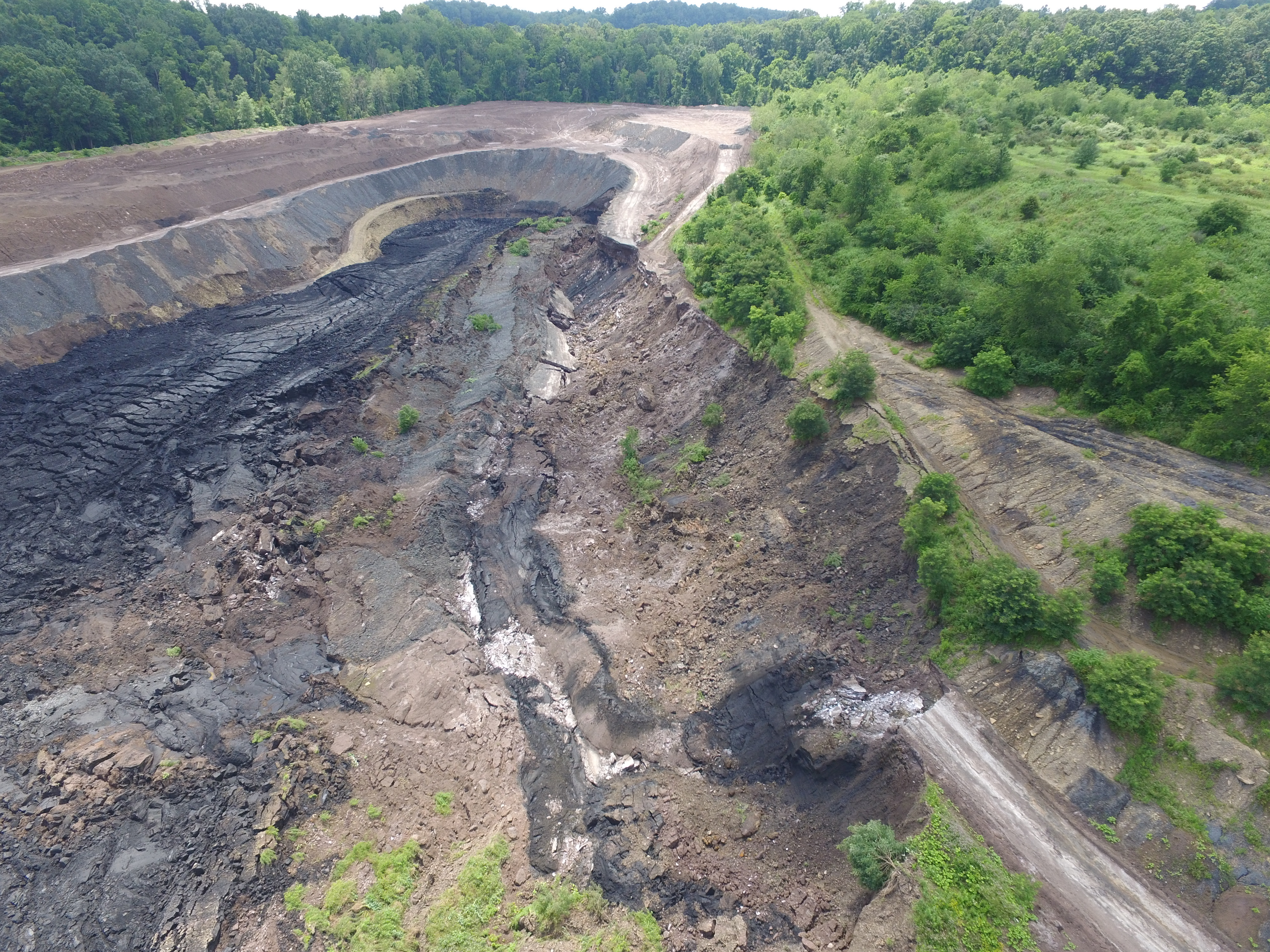 Mining Farm Turning Waste Coal Into Bitcoin Raises $105 Million 1