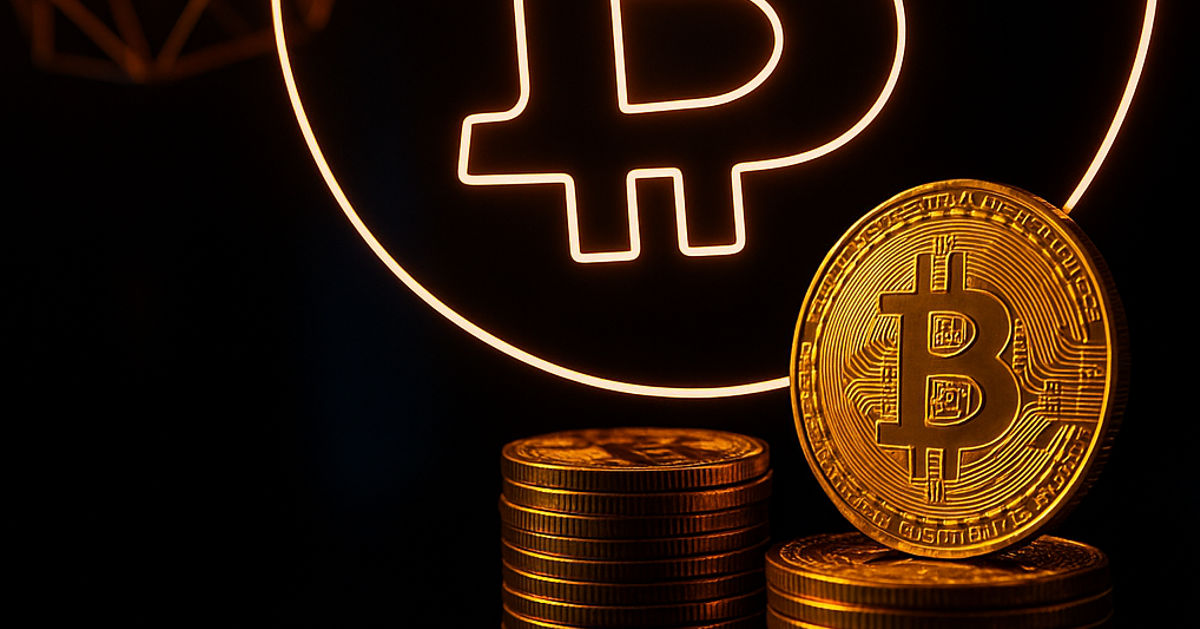 Bitcoin Price Surges to $124,000 As ETFs Surge and Investors Eye Dollar Weakness