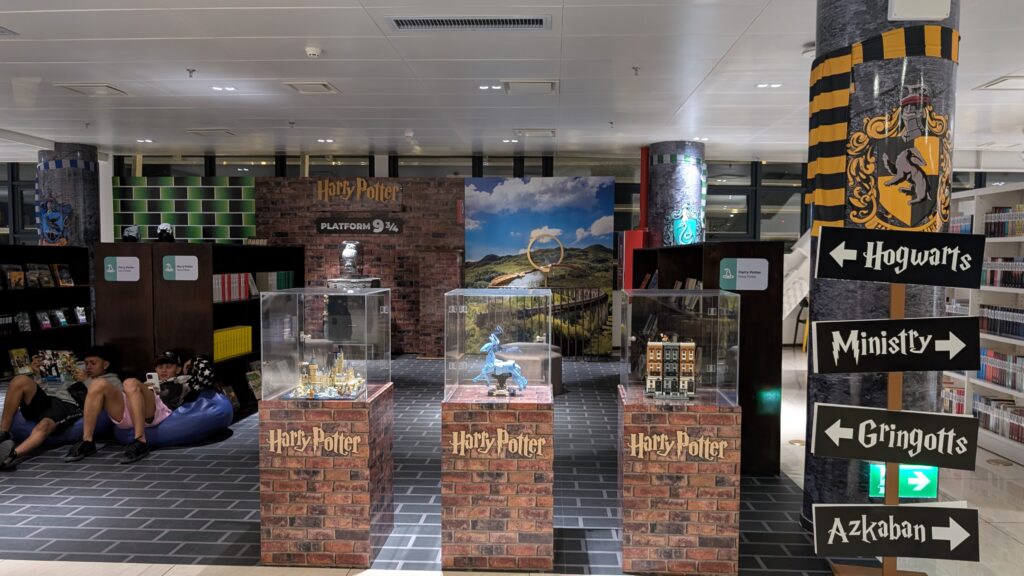 Bukele's Futuristic BINAES Library Blends Books, Bitcoin, and Family Play in Revitalized Capital 6 Bukele's Futuristic BINAES Library Blends Books, Bitcoin, and Family Play in Revitalized Capital