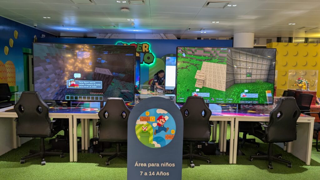 Bukele's Futuristic BINAES Library Blends Books, Bitcoin, and Family Play in Revitalized Capital 4 Bukele's Futuristic BINAES Library Blends Books, Bitcoin, and Family Play in Revitalized Capital