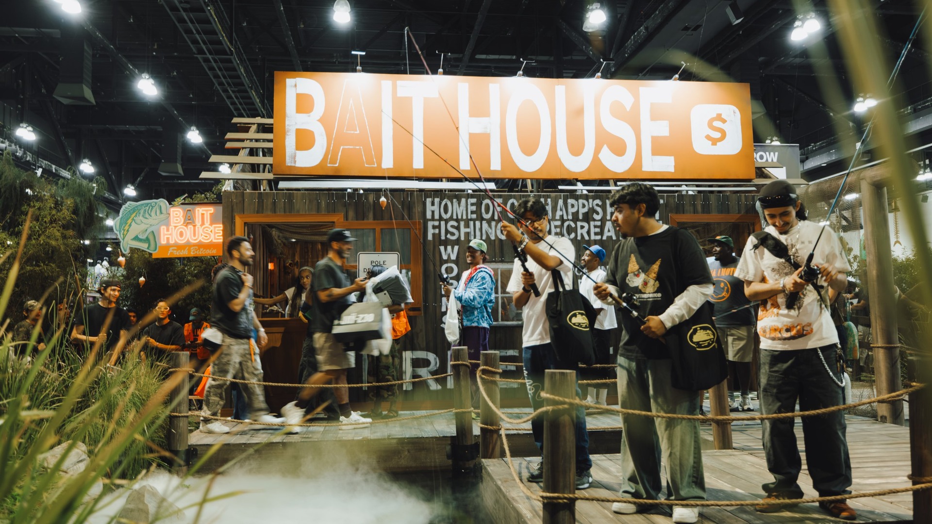 Jack Dorsey’s Block Gifts One Bitcoin to Lucky ComplexCon Attendee